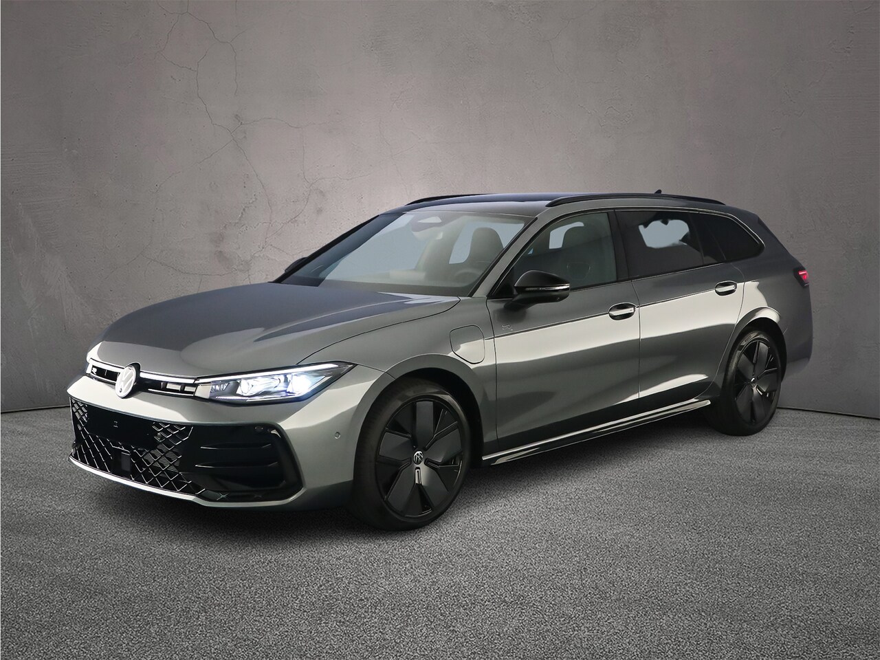 Volkswagen Passat Variant - 1.5 eHybrid 272pk R-Line Edition - eHybrid - AutoWereld.nl