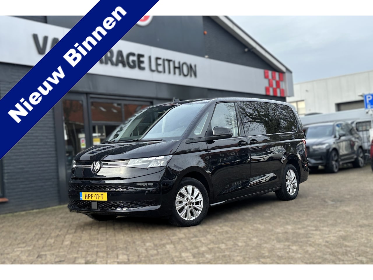 Volkswagen Multivan - 1.4 eHybrid L2H1 Life Business 7 persoons - AutoWereld.nl