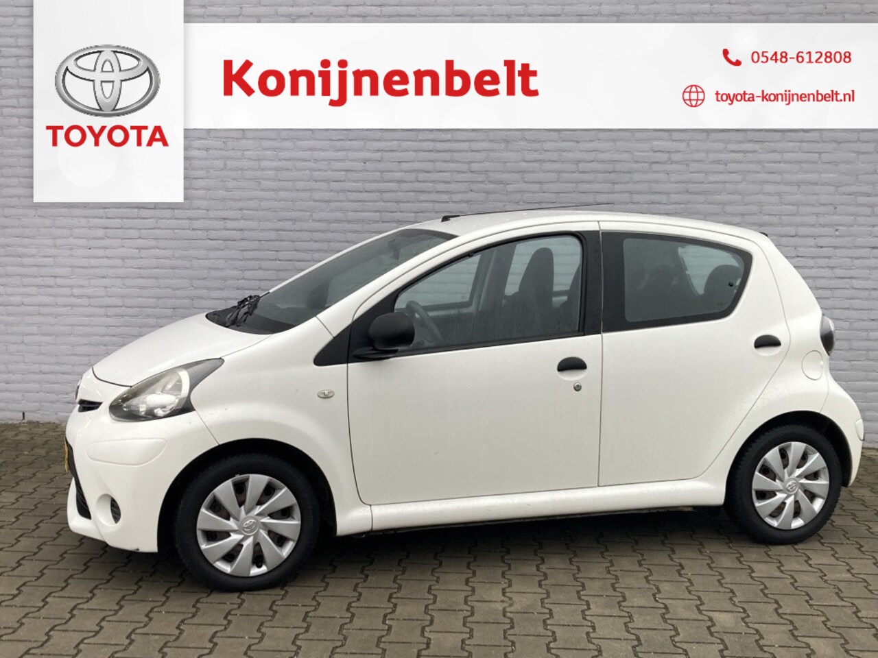 Toyota Aygo - 1.0 VVT-i Now 5-deurs | Trekhaak | Airco | NL auto - AutoWereld.nl