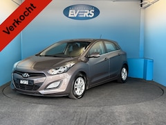 Hyundai i30 - 1.6 GDI i-Vision