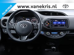 Toyota Yaris - 1.5 Hybrid Dynamic, Bluetooth, Apple Carplay Keyless Entry, Parkeercamera