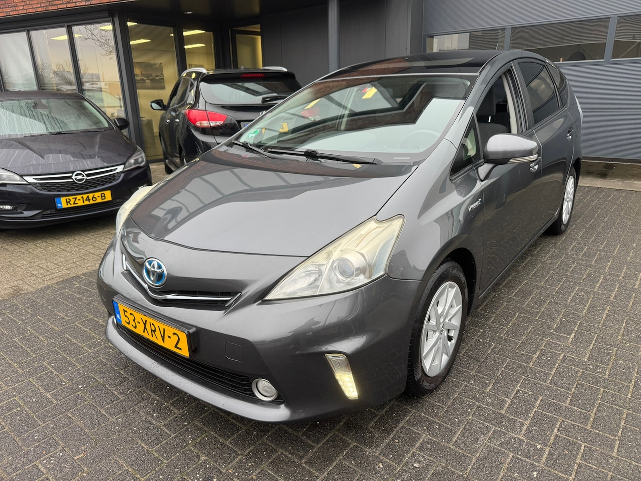 Toyota Prius Wagon - 1.8 Aspiration 7PERS PANO HEADUP CAMERA SUPER KMS ORIG NL NAP - AutoWereld.nl
