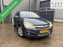Opel Astra - 1.6 Business