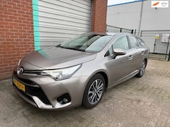 Toyota Avensis Touring Sports - 1.8 VVT-i Lease Pro Navi Bj:2015