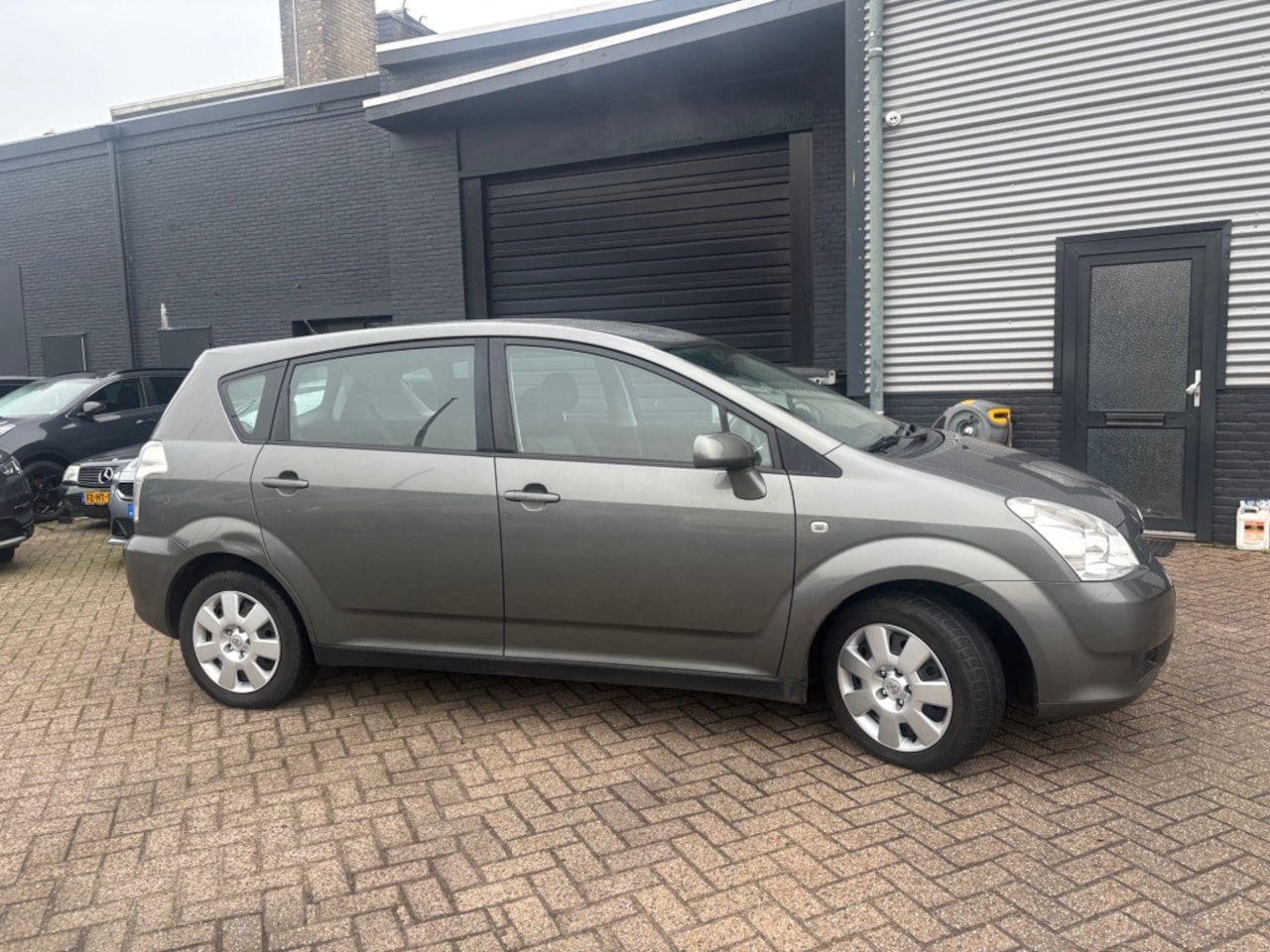 Toyota Verso - 1.6 VVT-i Terra CLIMA | TREKHAAK | ELEK RAMEN | CRUISE CONTR. - AutoWereld.nl