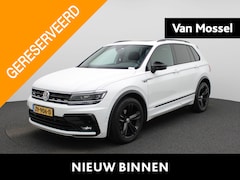 Volkswagen Tiguan - 1.5 TSI ACT Highline Business R | Automaat | Panoramadak | Camera | Stoelverwarming | Appl
