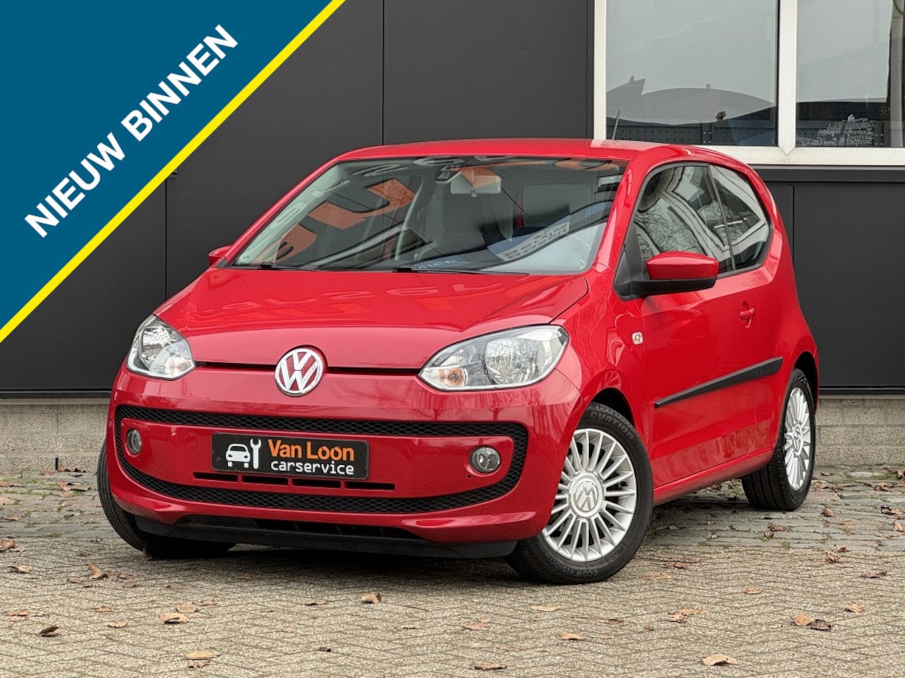 Volkswagen Up! - 1.0 High up!/Cruise control/Airco/elektr. spiegels/elektr ramen/ - AutoWereld.nl