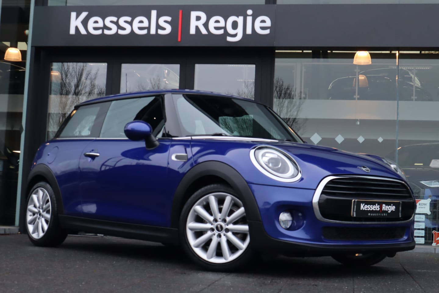 MINI Cooper - Mini 1.5 Pepper Keyless Stoelverwarming CarPlay Sensoren LED Navi Cruise - AutoWereld.nl