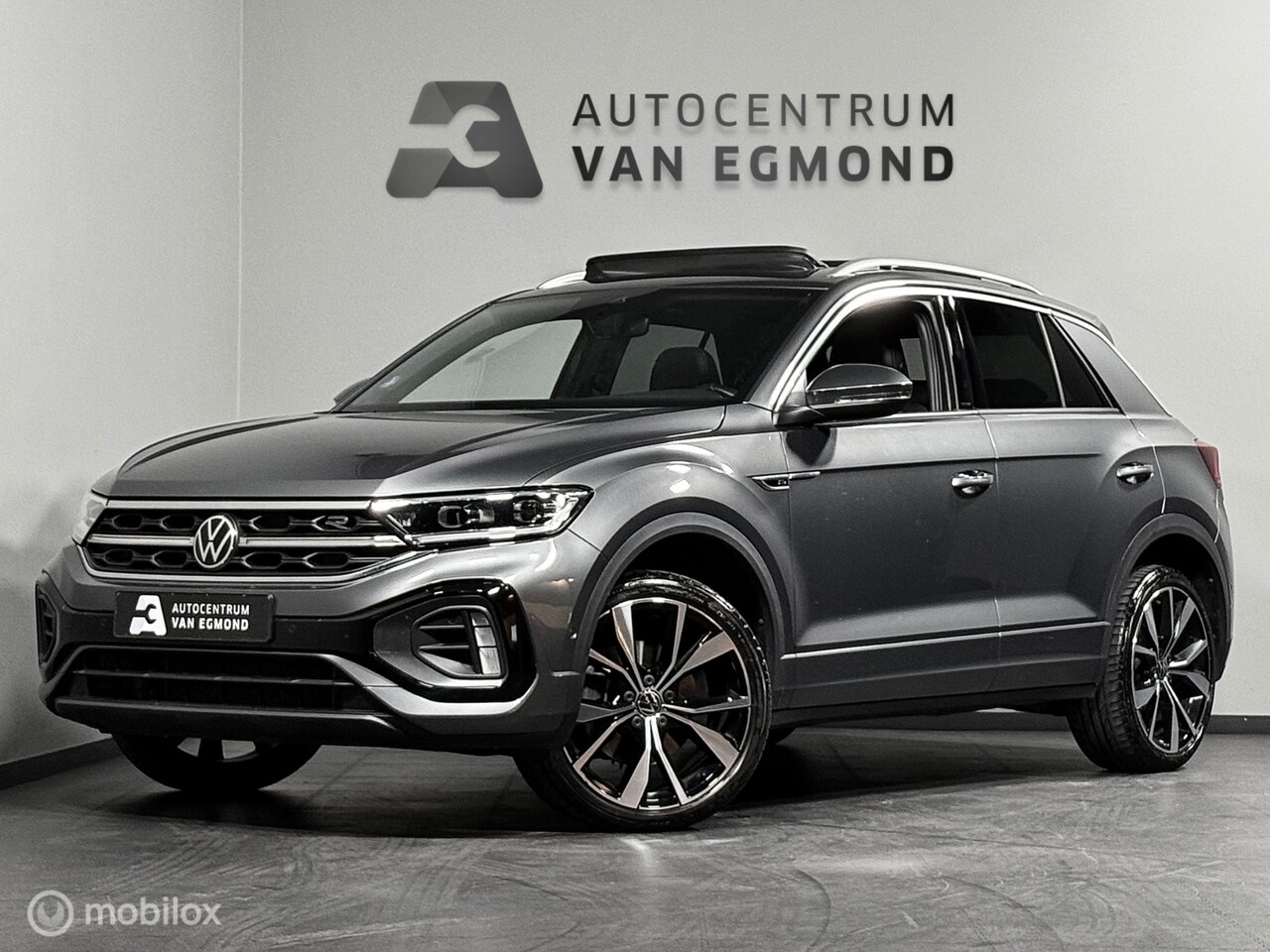Volkswagen T-Roc - 1.5 TSI 2X R-LINE| PANO| AD. CRUISE| TREKH. - AutoWereld.nl