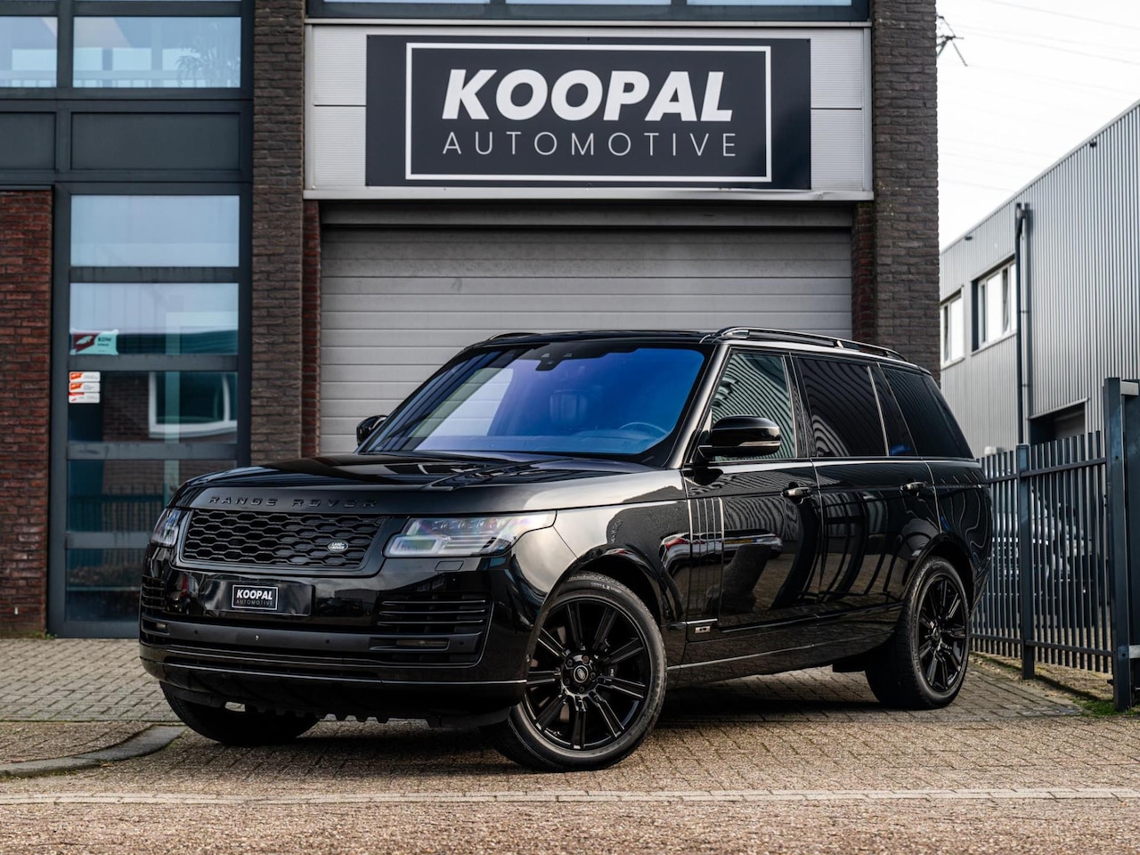 Land Rover Range Rover - 2.0 P400e LWB Autobiography | Approved Garantie | - AutoWereld.nl