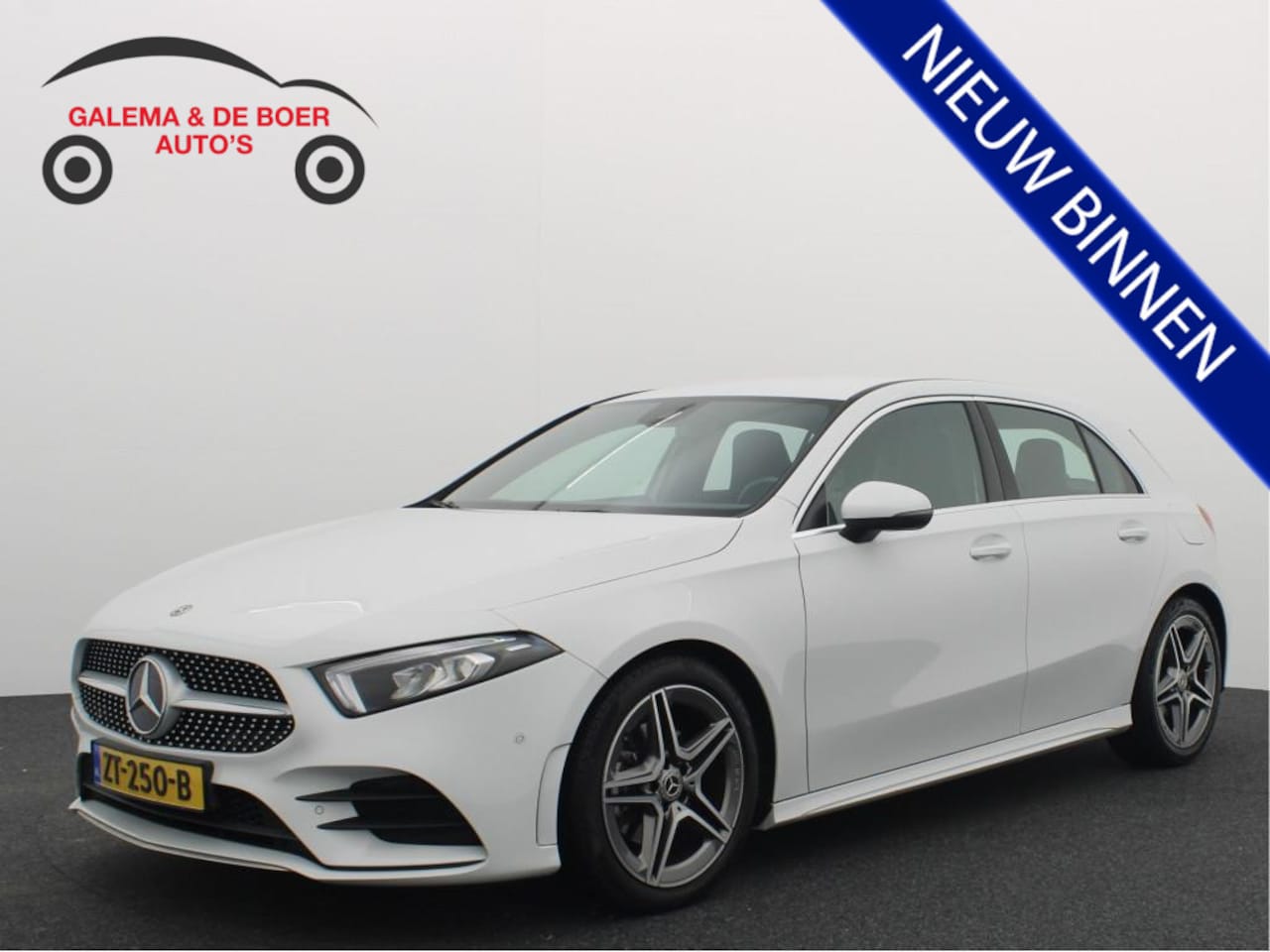 Mercedes-Benz A-klasse - 180 Business Solution AMG WIDESCREEN / FULL LED / CARPLAY / CAMERA / STOELVERW / NAVI / CL - AutoWereld.nl