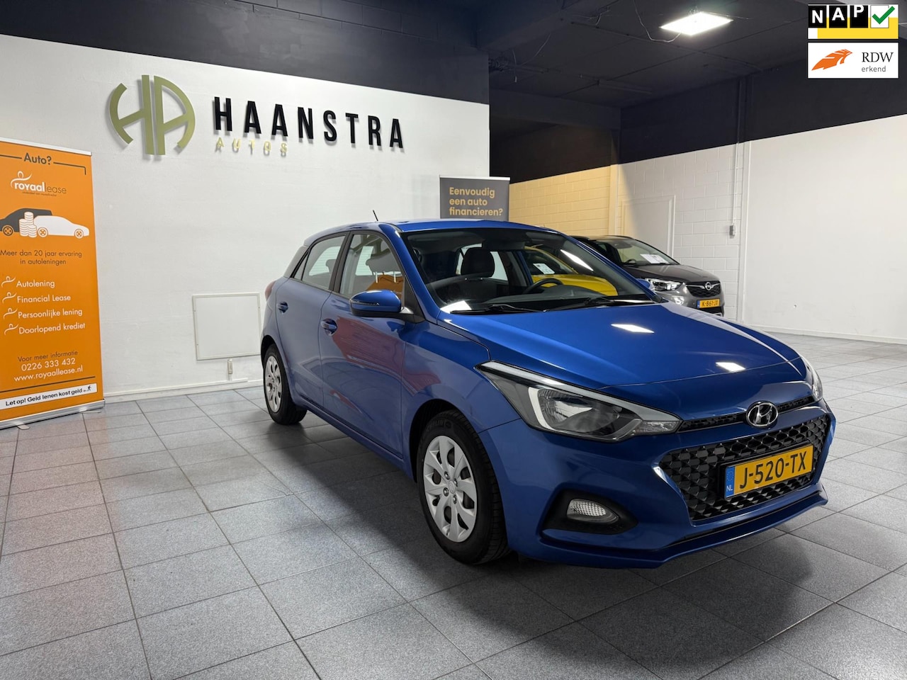 Hyundai i20 - ACTIVE Airco Cruis-control 60.596 KM NW Staat! - AutoWereld.nl