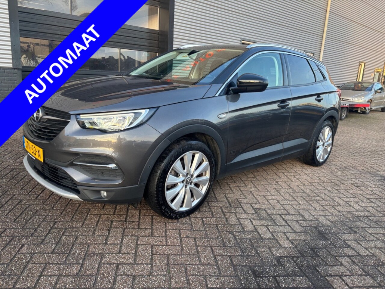 Opel Grandland X - 1.6 T Hybr PHEV 6 MND GAR | NW ACCUPAKKET IN 2025 / LEER/ APPLE - AutoWereld.nl