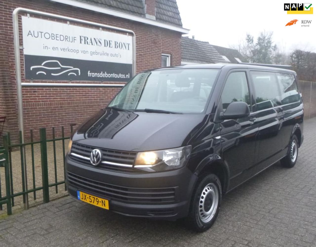 Volkswagen Transporter Kombi - 2.0 TDI L2H1 9 PERSOONS AIRCO NETTE BUS € 11.750 EX BTW - AutoWereld.nl