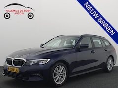 BMW 3-serie Touring - 318i Executive Edition VIRUTAL / AUTOMAAT / CARPLAY / LED / TREKHAAK / CRUISE / CLIMA / NA