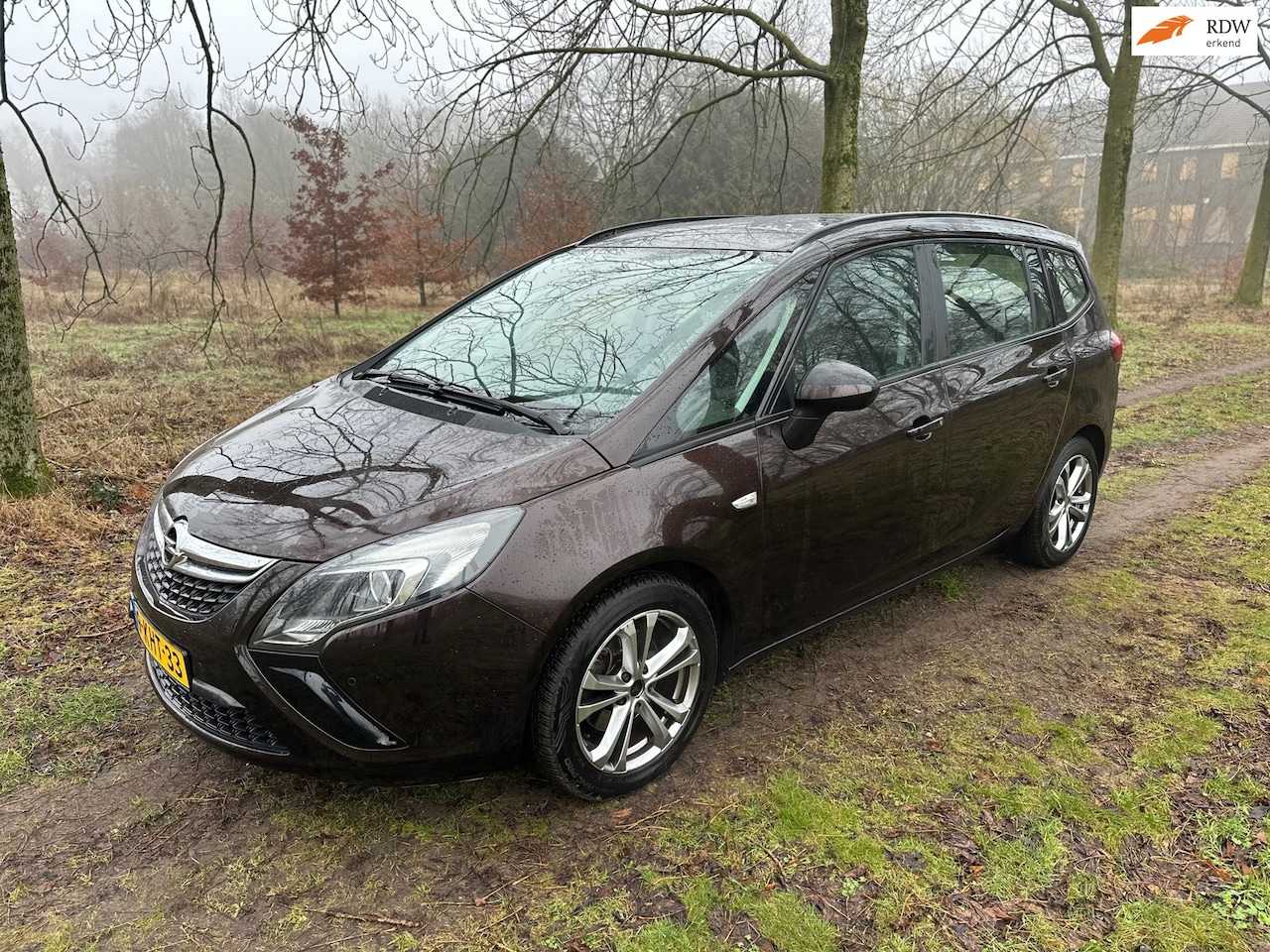Opel Zafira Tourer - 1.4 Edition apk t/m 28-02-2026 - AutoWereld.nl
