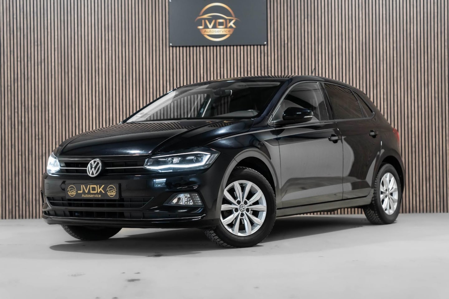 Volkswagen Polo - 1.0 TSI Highline DSG LED PDC - AutoWereld.nl