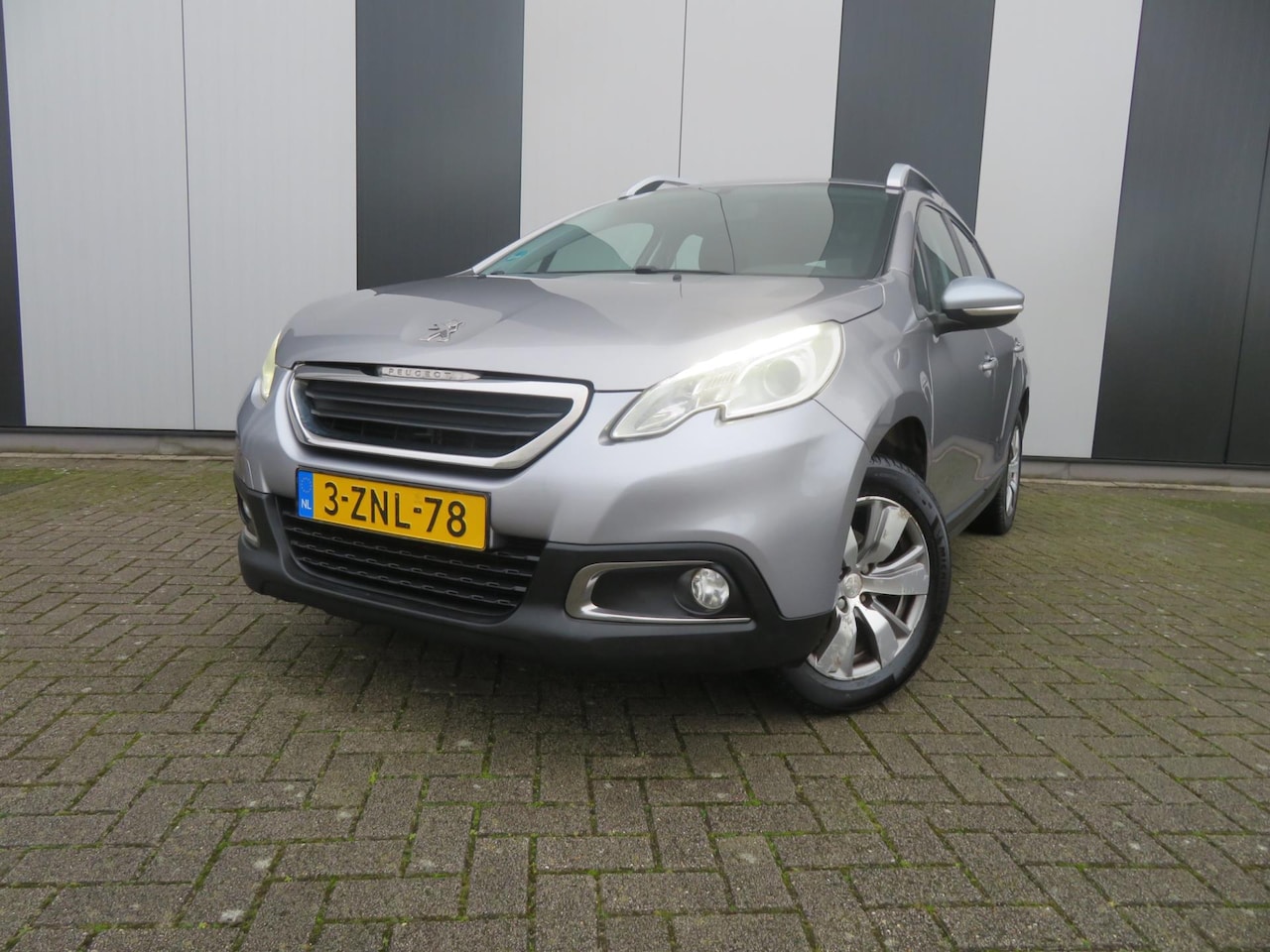 Peugeot 2008 - 1.2 PureTech Active 1.2 PureTech Active - AutoWereld.nl