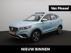 MG ZS - EV Luxury 45 kWh | Panoramadak | Carplay | Stoelverwarming | Leder | Camera |