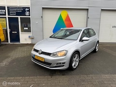 Volkswagen Golf - 1.6 TDI Comfortline DSG