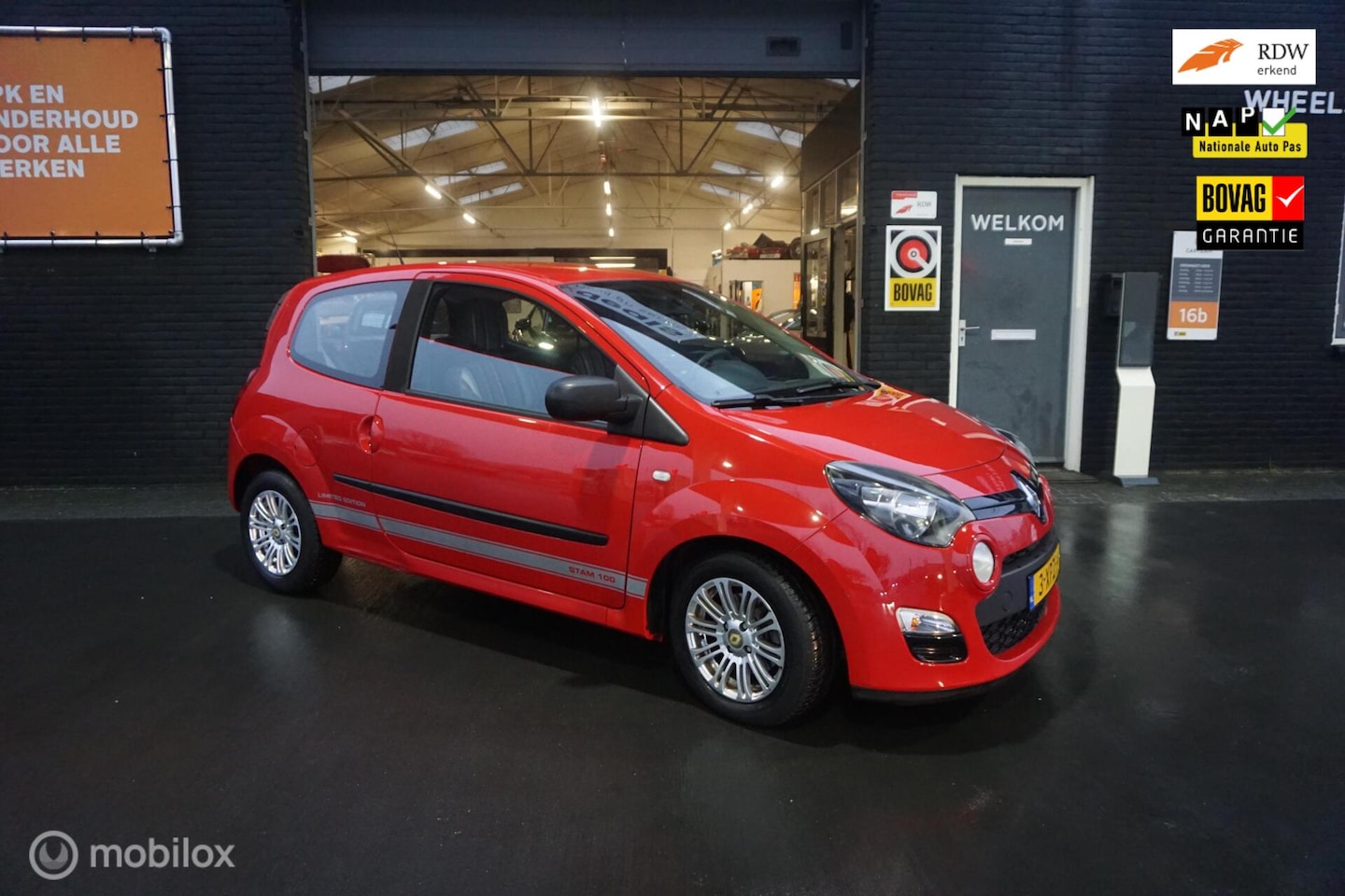 Renault Twingo - 1.2 16V Parisienne Stam 100 Limited Edition - AutoWereld.nl