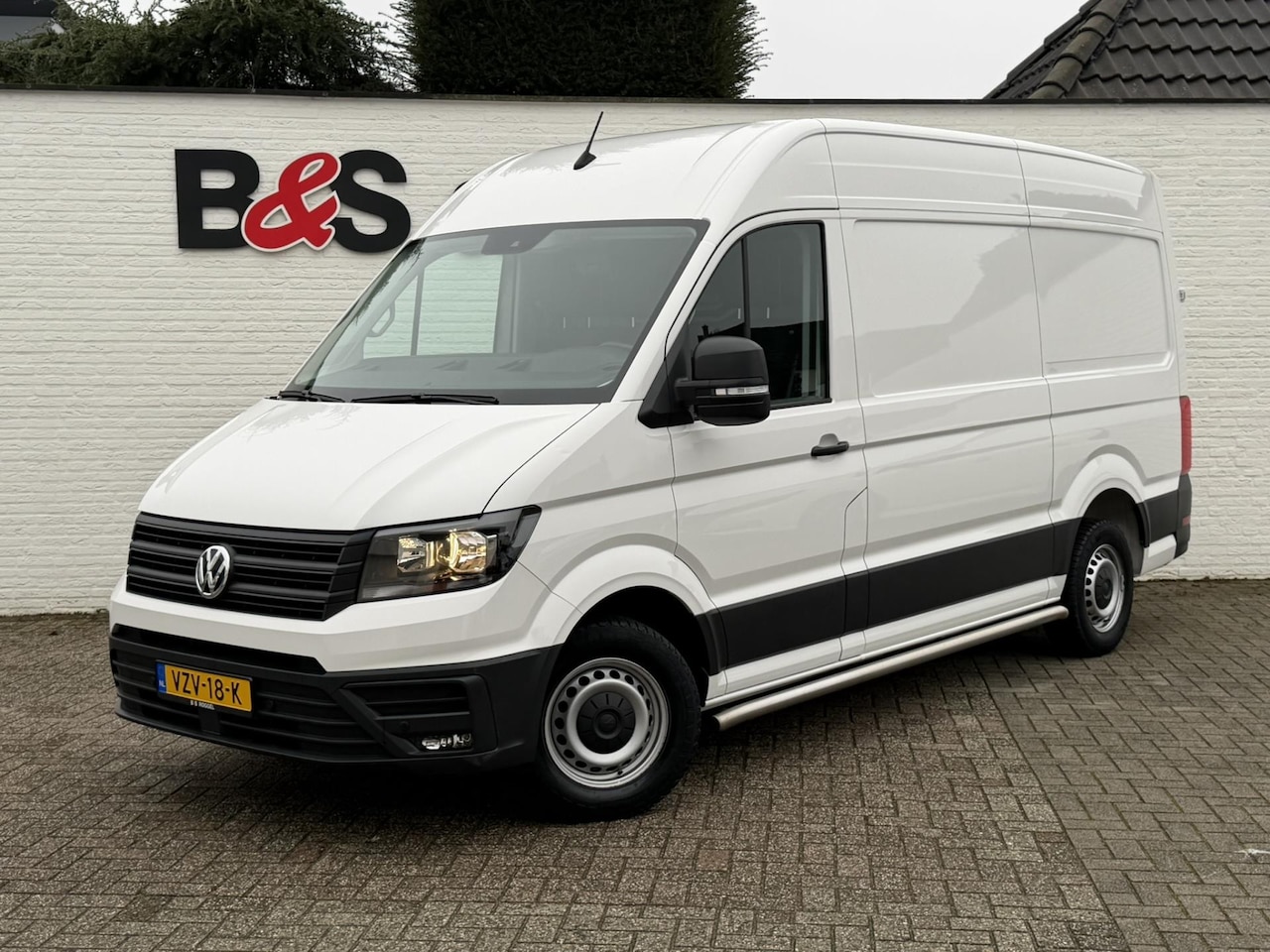 Volkswagen Crafter - 35 2.0 TDI L3H3 EURO 6 Garantie Trekhaak Airco Cruise Pdc Dab Carplay Navi - AutoWereld.nl