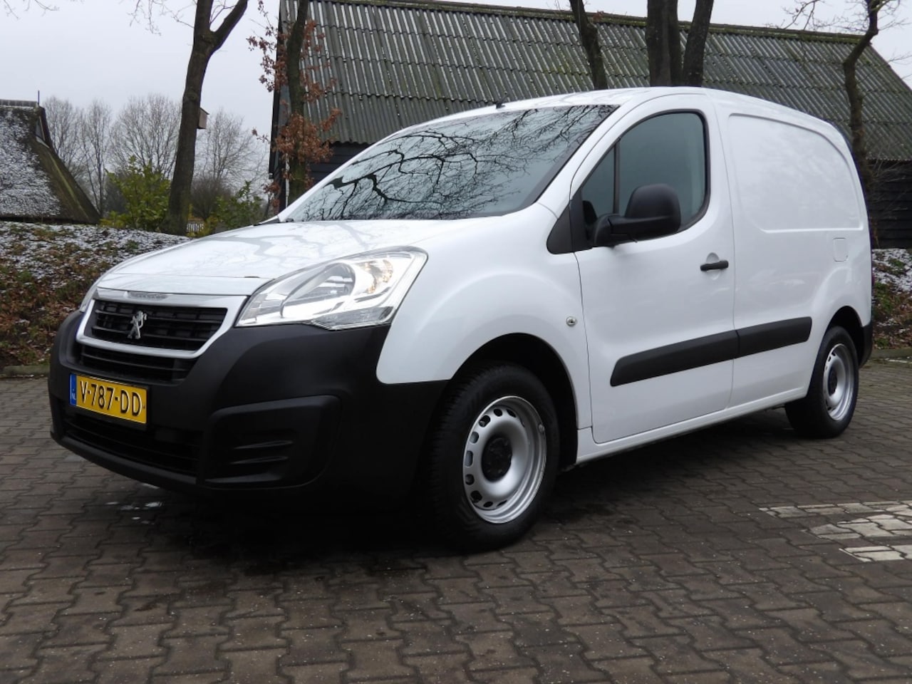 Peugeot Partner - 120 1.6 BlueHDi L1XR - AutoWereld.nl