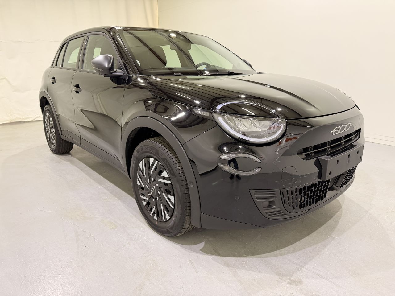 Fiat 600 - 1.2 Hybrid 100/110ps DCT6 Clima/Apple - AutoWereld.nl