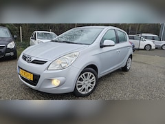 Hyundai i20 - 1.2i Plus 5Drs Climate Elec pakket Bleutooth MFS NAP