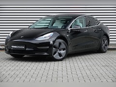 Tesla Model 3 - Standard RWD Plus 60 kWh | Trekhaak | SOH 86% | Wit Leder | AutoPilot |