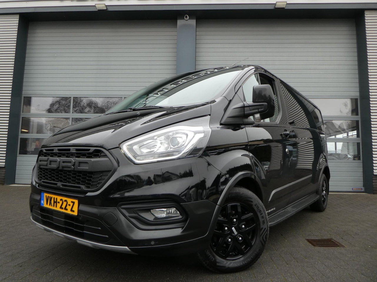 Ford Transit Custom - 300 2.0 TDCI L2H1 Trail airco camera navigatie - AutoWereld.nl