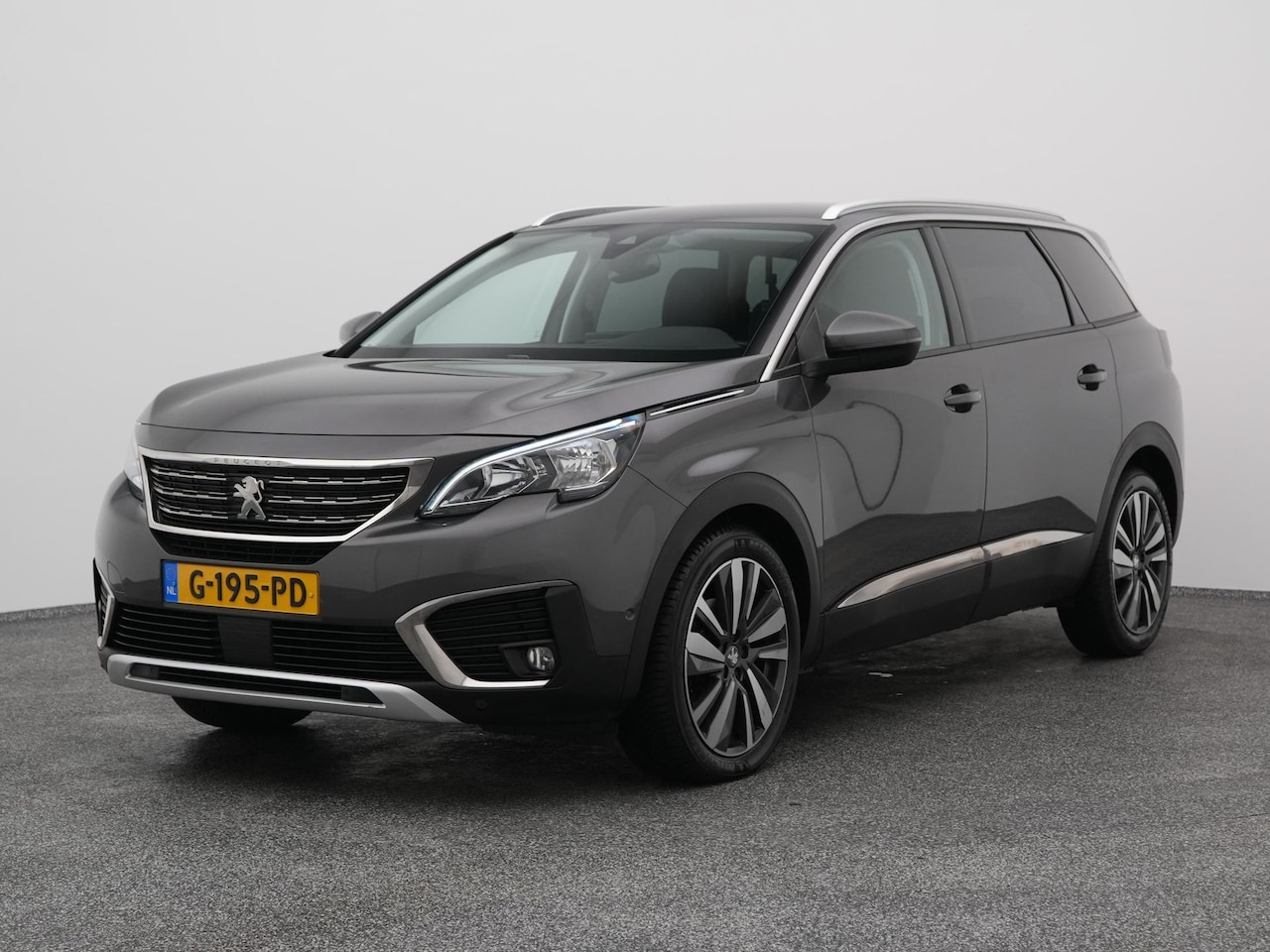 Peugeot 5008 - 1.2 PureTech 130 PK Automaat Allure 7-Pers. | CAMERA | LEDER | KEYLESS - AutoWereld.nl