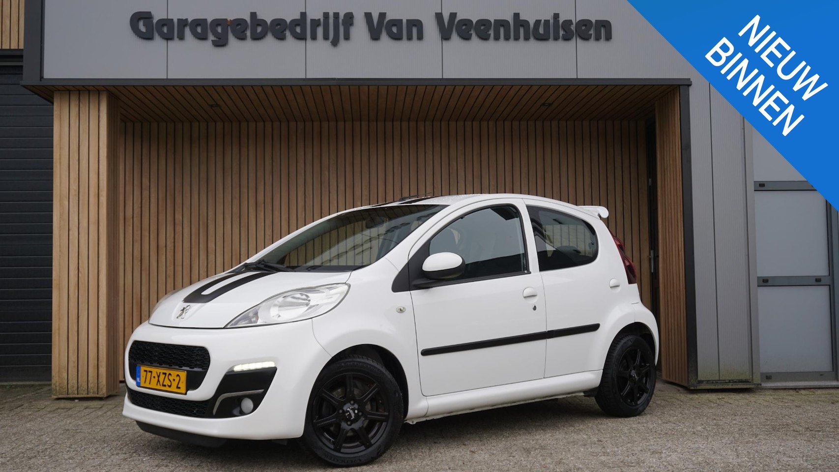 Peugeot 107 - 1.0 68pk 5-Drs Active *Facelift* Airco Elek.pakket A-Spoiler 14inch LM LED 127957km! - AutoWereld.nl