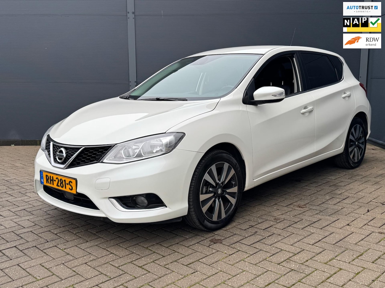 Nissan Pulsar - 1.2 DIG-T / Camera / Pdc / 35.000 km Nap !!! - AutoWereld.nl