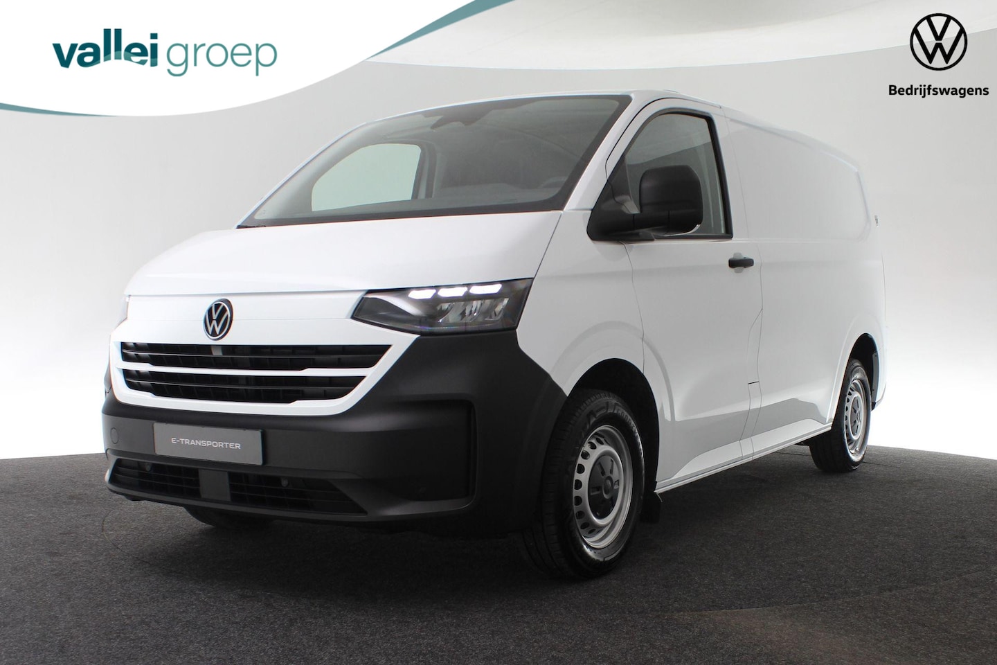 Volkswagen e-Transporter - 100kW / 136 pk L1 | Trekhaak | Alarm | 3-Zits - AutoWereld.nl