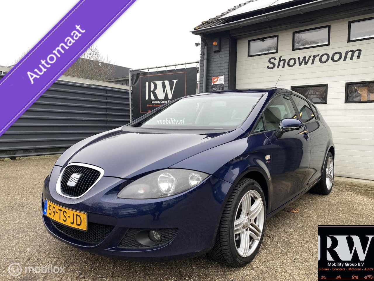 SEAT Leon - 2.0 FSI Sport-up *AUTOMAAT*CRUISE*A/C*NAVI*NWE APK - AutoWereld.nl