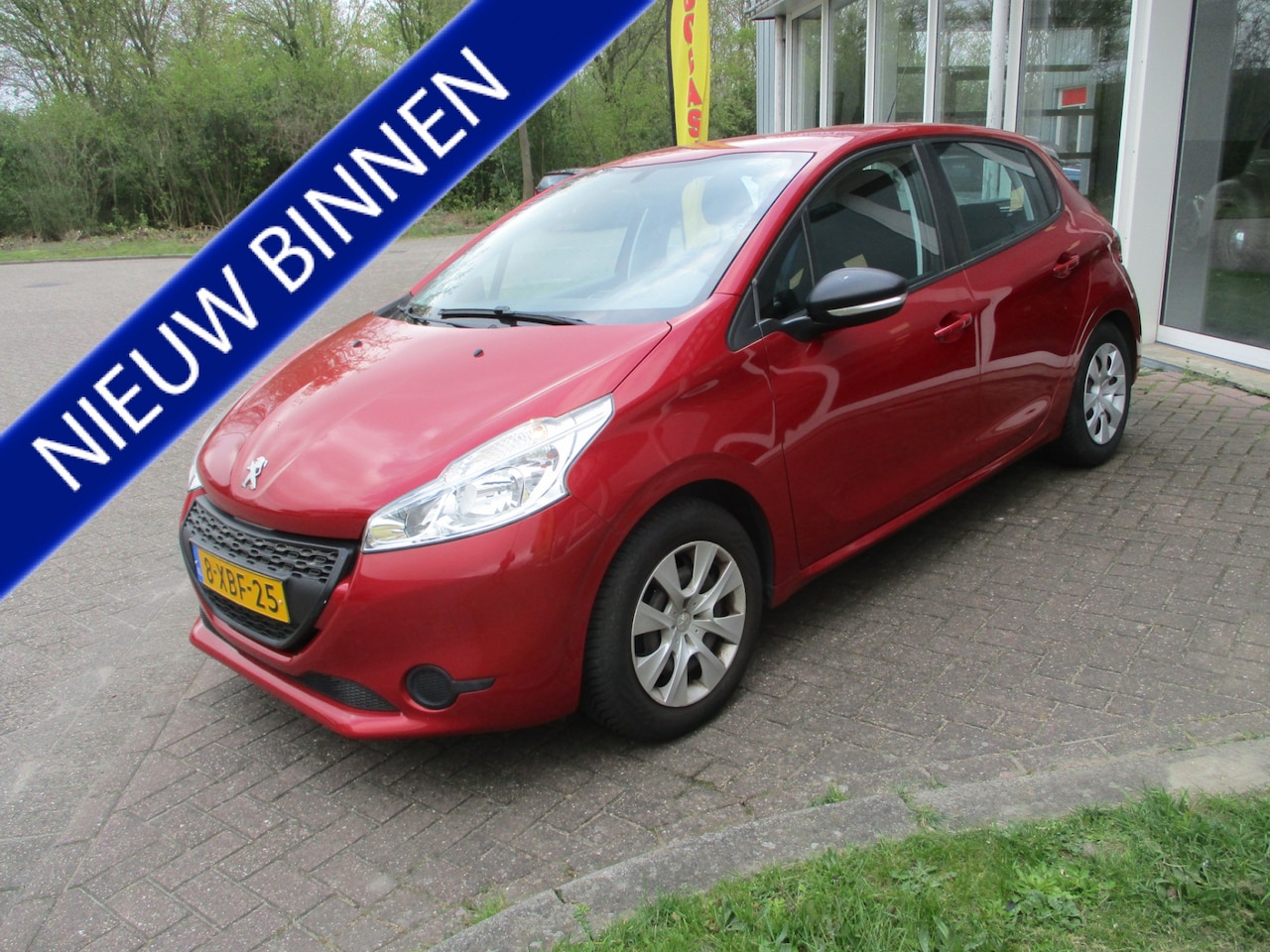 Peugeot 208 - 1.0 VTi LIKE Koppakking Lek? HANDEL/EXPORT! - AutoWereld.nl