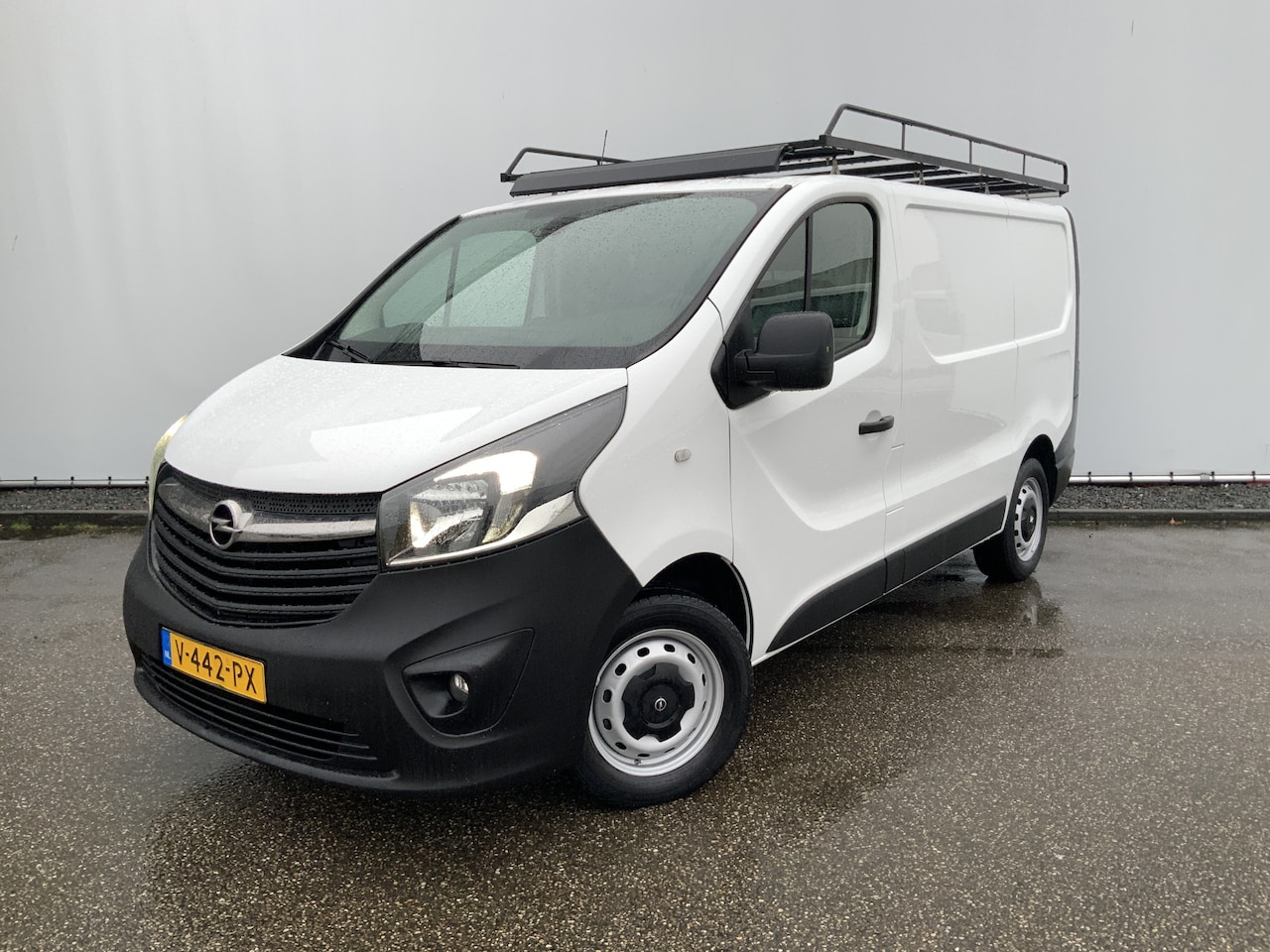 Opel Vivaro - 1.6 CDTI L1H1 Edition Airco Cruise Navi Camera Imperiaal Trekhaak 2000 kg. 3 Zits Euro 6 - AutoWereld.nl