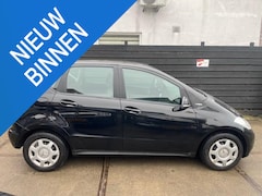 Mercedes-Benz A-klasse - 160 BlueEFFICIENCY Classic AIRCO/SERVICE ONDERHOUD/145.000KM/NIEUWE APK