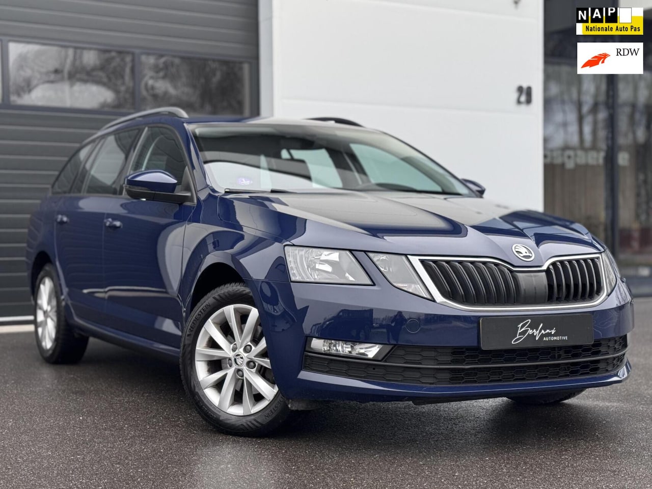Skoda Octavia Combi - 1.5 TSI Business Org NL|Automaat|Trekhaa - AutoWereld.nl