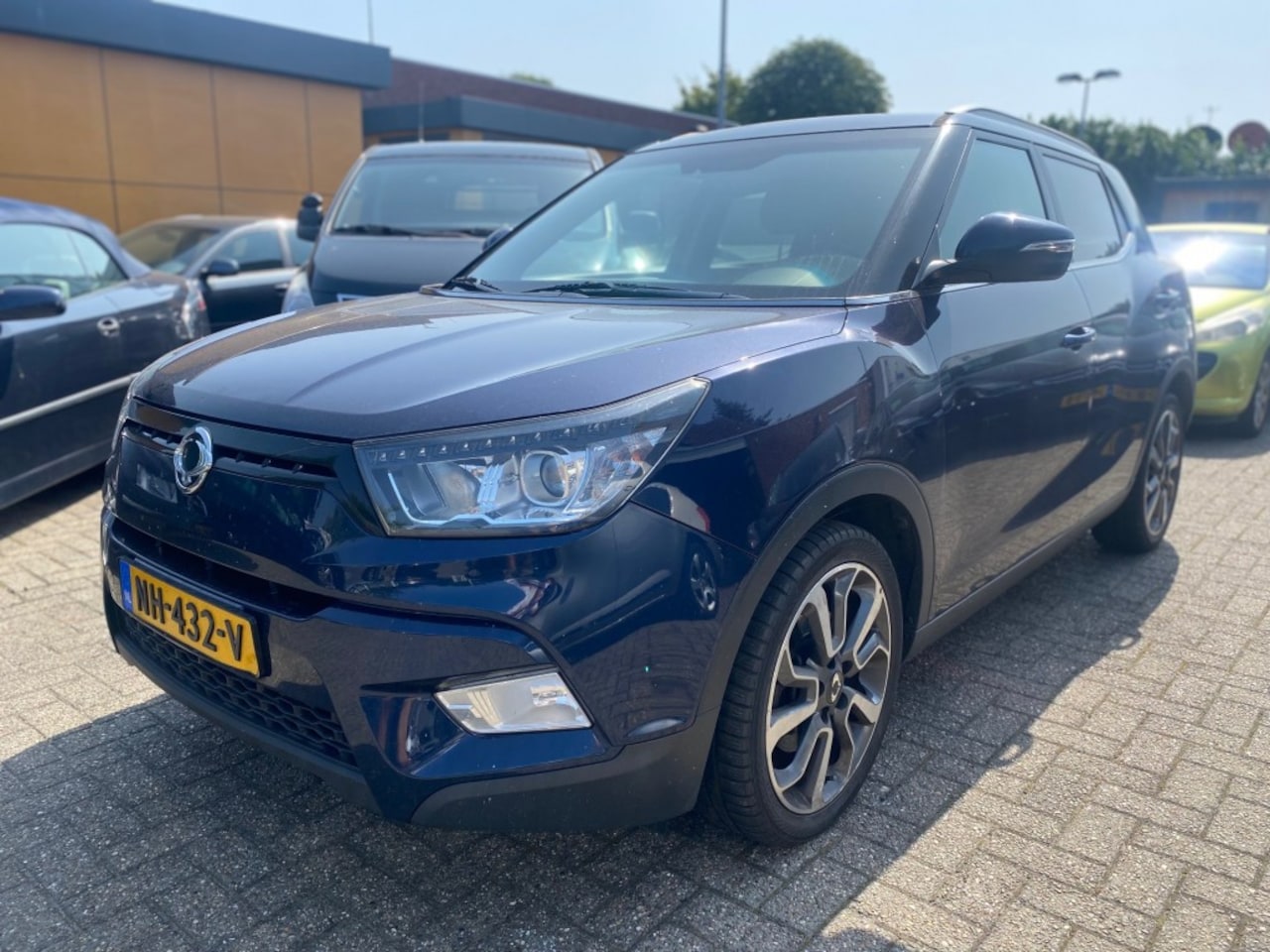 SsangYong Tivoli - 1.6D SAPPHIRE Full Options Leer Schuifdak Camera Koeling stoelen EXPORT PRIJS - AutoWereld.nl