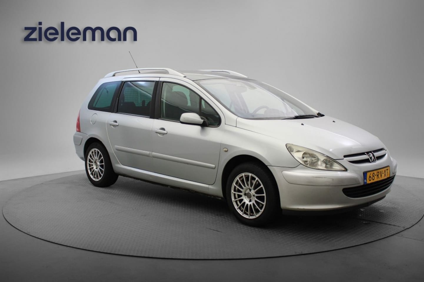 Peugeot 307 - SW 1.6 16V Premium - Panorama, Clima, Cruise, Trekhaak, APK Tot 11-26! - AutoWereld.nl