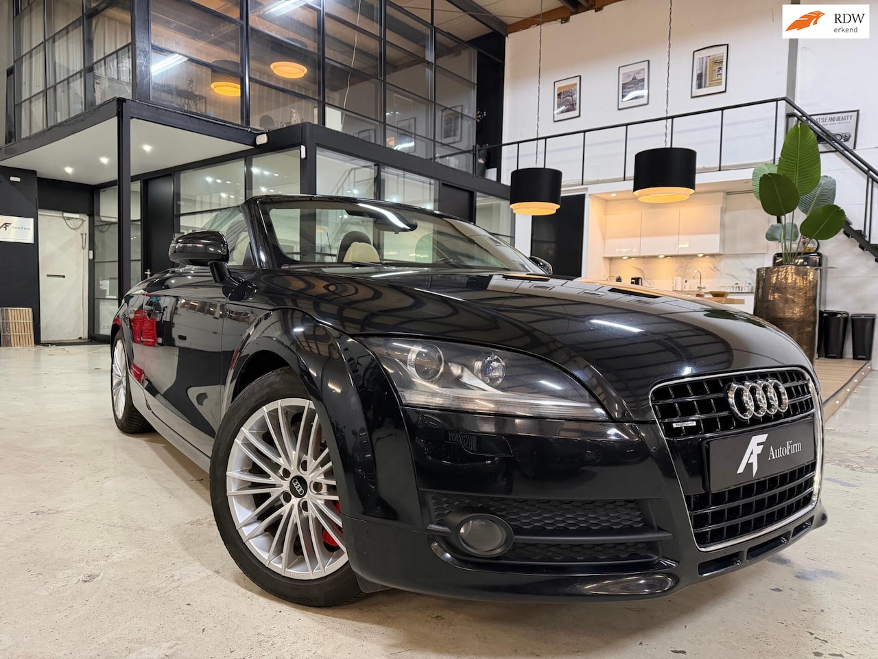 Audi TT Roadster - 3.2 V6 quattro 205PK Automaat Dealer Onderhouden Nette Auto Cruise Control - AutoWereld.nl
