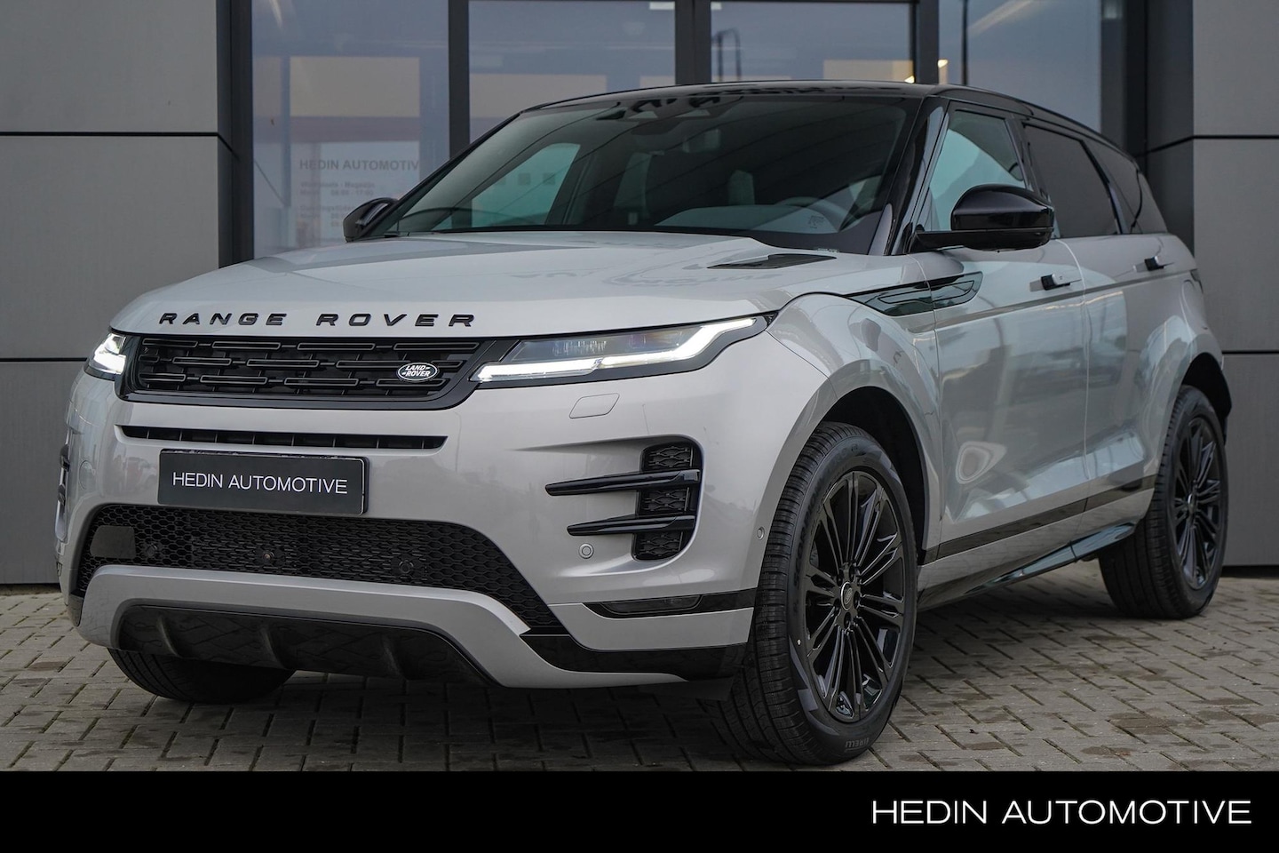 Land Rover Range Rover Evoque - P270e Business Edition Dynamic SE l Clearsight l Black Pack l Comfort Pack l Zwart dak - AutoWereld.nl