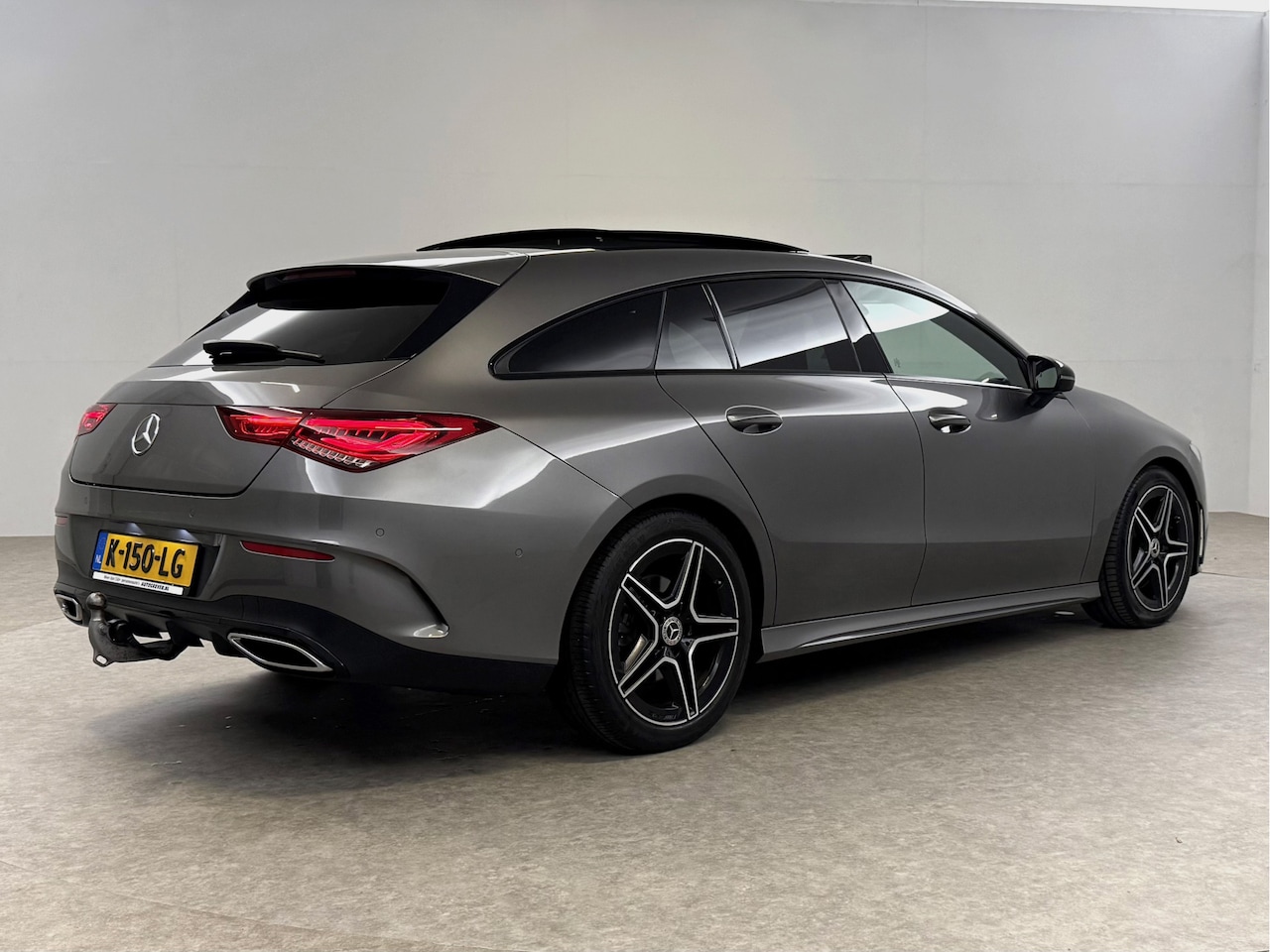 Mercedes-Benz CLA-klasse Shooting Brake - 200 AMG | Pano | Sfeer | Virtual | Camera | Trekh. | Carplay | LED | NAP - AutoWereld.nl