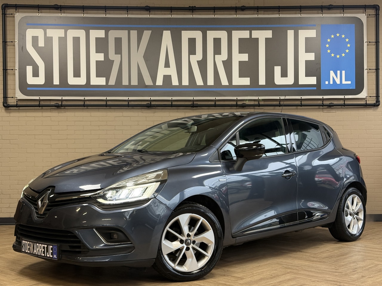 Renault Clio - 1.2 TCe Limited | Navi | Led | 16" | Clima | PDC | Keyless | Stoelverwarming | Keurig nett - AutoWereld.nl