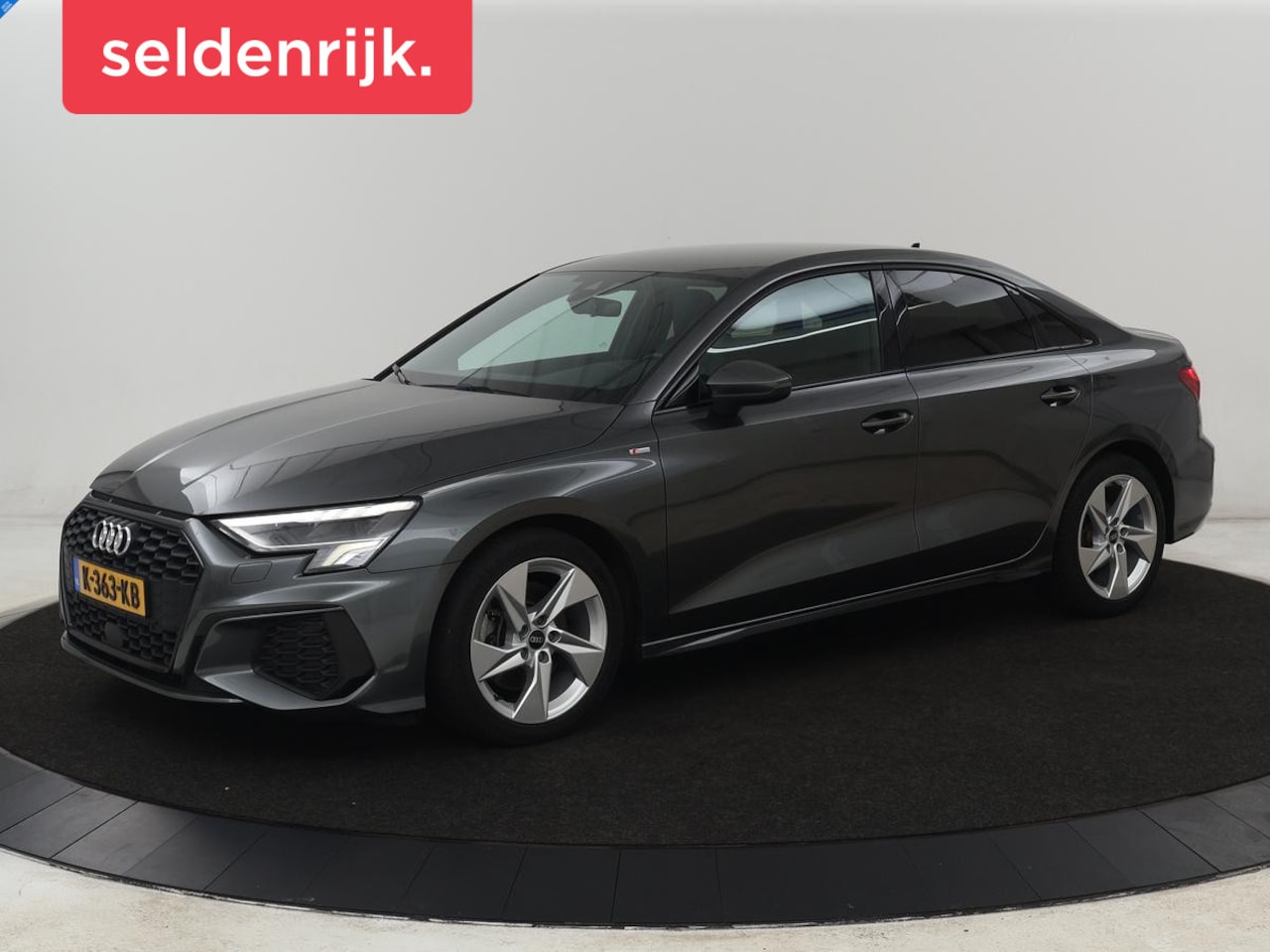 Audi A3 - 30 TFSI S edition | Leder | Virtual Cockpit | Carplay | Sportstoelen | Full LED | DAB | Cl - AutoWereld.nl