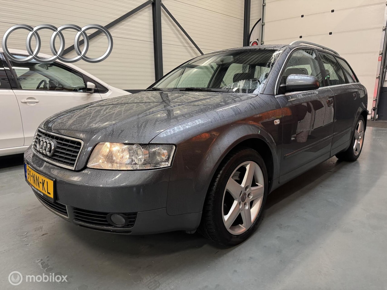 Audi A4 Avant - 1.8 Turbo 163pk Pro Line 17"LM-velgen|Trekh - AutoWereld.nl