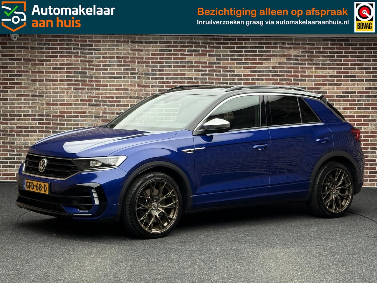 Volkswagen T-Roc - 2.0 TSI 4Motion R Dealer onderh. | Originele lak | Panorama| Akraprovic uitlaat | 19" Arce - AutoWereld.nl