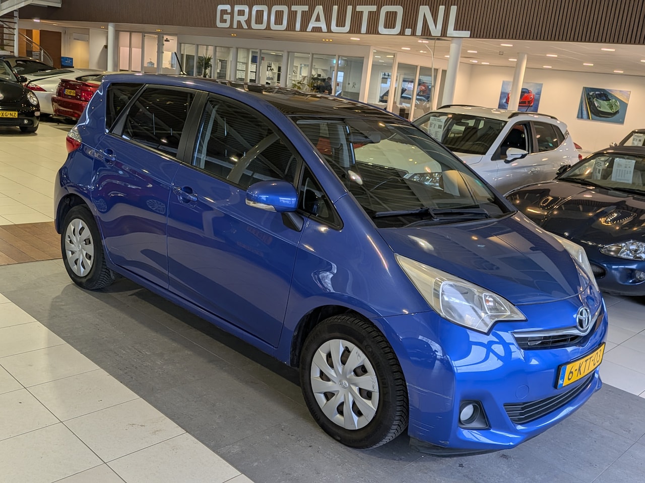 Toyota Verso S - 1.3 VVT-i Aspiration Automaat Panoramadak, Airco, Stuurbekrachtiging - AutoWereld.nl